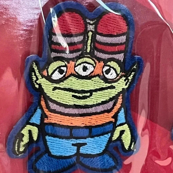 New Balance runDisney 2017 Toy Story Aliens Shoe Lace Clips - Picture 6 of 10